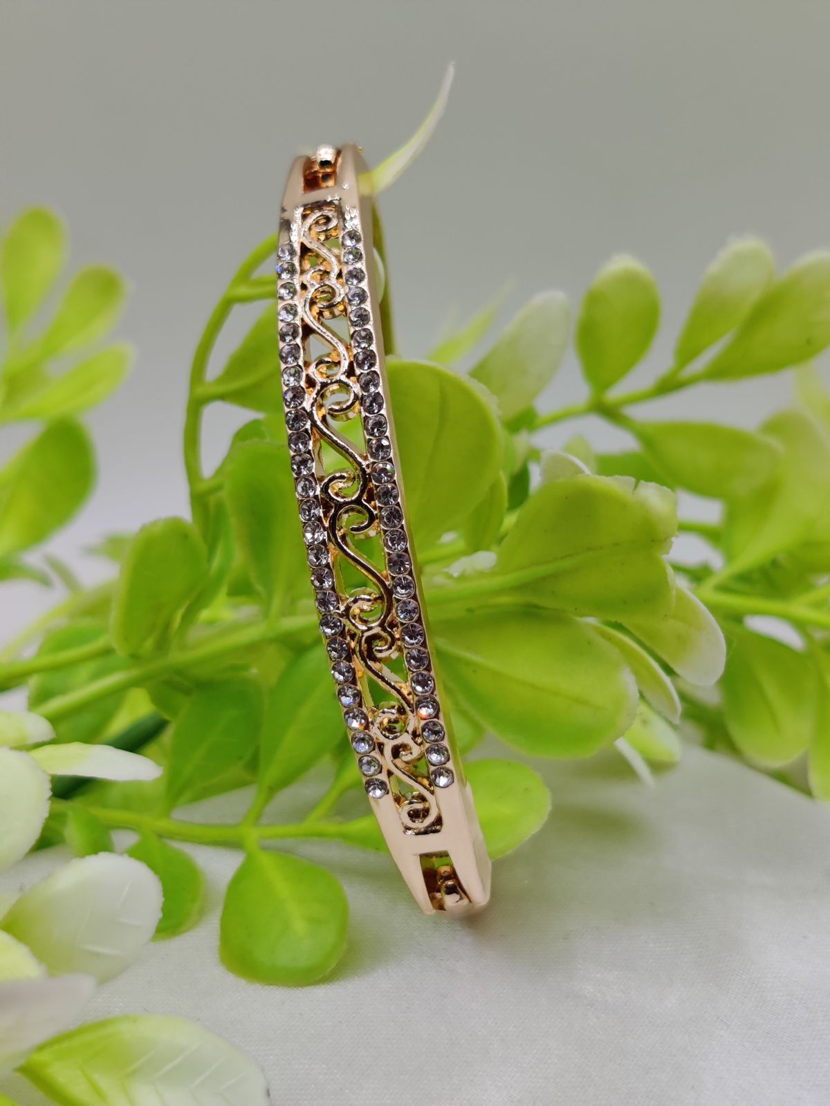 Imported Intricately Crafted Adjustable Bracelet with Elegant Design